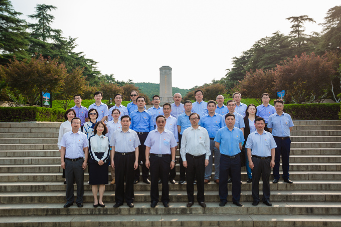 美彩国际控股集团党委赴徐州开展 “跟着席大大总书记足迹学党史”专题活动4_副本.png
